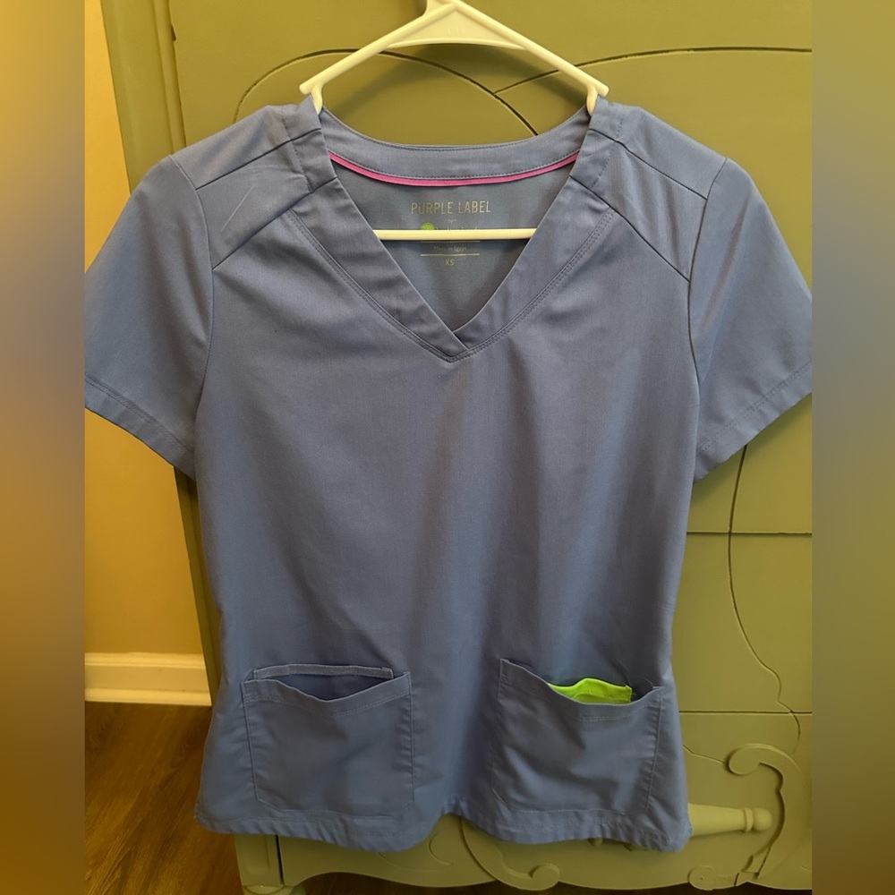 Scrub top
